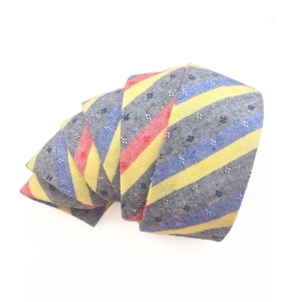 Reversible Necktie for the Jekyll and Hyde’s